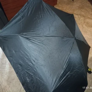 1pc Travel Umbrella With 6 Rib Reinforced Auto Open Close Compact Lightweight Automatic Strong Waterproof Folding Umbrellas