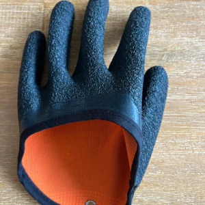 Fishing Catching Gloves Magnet Release Anti-slip Protect Hand From Puncture Scrapes Waterproof Fishing Gloves
