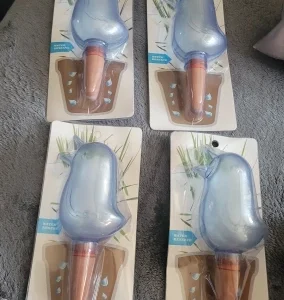 Automatic Flower Waterer, Self-Watering Water Balloon, Bird Shaped Hand Blown Plastic Plant Waterer for Home Garden