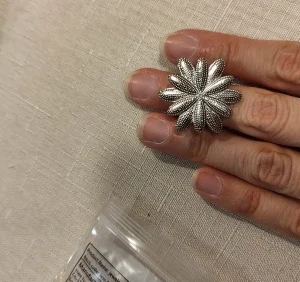 Stainless Steel Exaggerated Big Flower Rings For Women Gold Color Sunflower Finger Ring Female Fashion Aesthetic Jewelry Gift