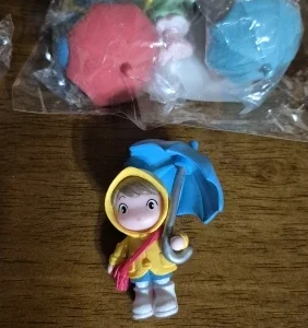 Car interior cute umbrella, action figures, automatic rearview mirror, Prada4pcs panel decoration