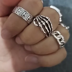 Hip Hop Vintage Skull Ghost Claw Poker Clown Ring Set for Women Hollow Geometric Size 8 Jewelry Steampunk Men