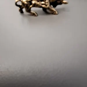 Brass Bullfighting Statue, Lucky Copper Animal Figurine, Wealth Bringing Miniature Ornament for Home & Office Desk Decor