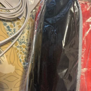 1pc Travel Umbrella With 6 Rib Reinforced Auto Open Close Compact Lightweight Automatic Strong Waterproof Folding Umbrellas