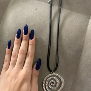 Ethnic Creative Big Spiral Conch Pendant Necklace Women Goth Adjustable Leather Wax Thread Chain Holiday Y2K Jewelry Accessories