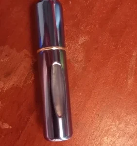 Portable Mini Travel High-end Perfume Bottle Base Refill Bottle Straight Charging Small Sample Perfume Aluminum Material