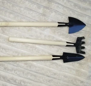 Gardening Tools Three-Piece Set Mini Garden Tools Multi-Function Shovel Harrow Shovel Household Plant Pine Soil Shovel