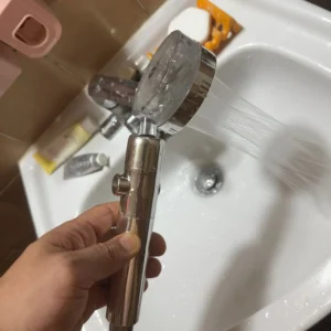 New Propeller Driven Shower Head Cotton Filter Turbocharged High Pressure Handheld Shower Nozzle