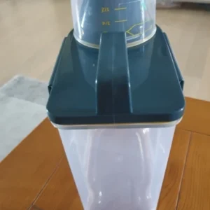 1.5kg/2kg Dog Cat Food Pail Plastic Storage Tank with Measuring Cup Container Moisture-proof Sealed Jar Pet Supplies Accessories