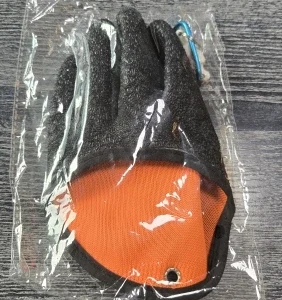 Fishing Catching Gloves Magnet Release Anti-slip Protect Hand From Puncture Scrapes Waterproof Fishing Gloves
