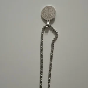 Vintage Simple Alien Human Coin Pendant Choker Necklace for Men Trendy Punk Long Chain on the Neck Jewelry Accessories Male Gift